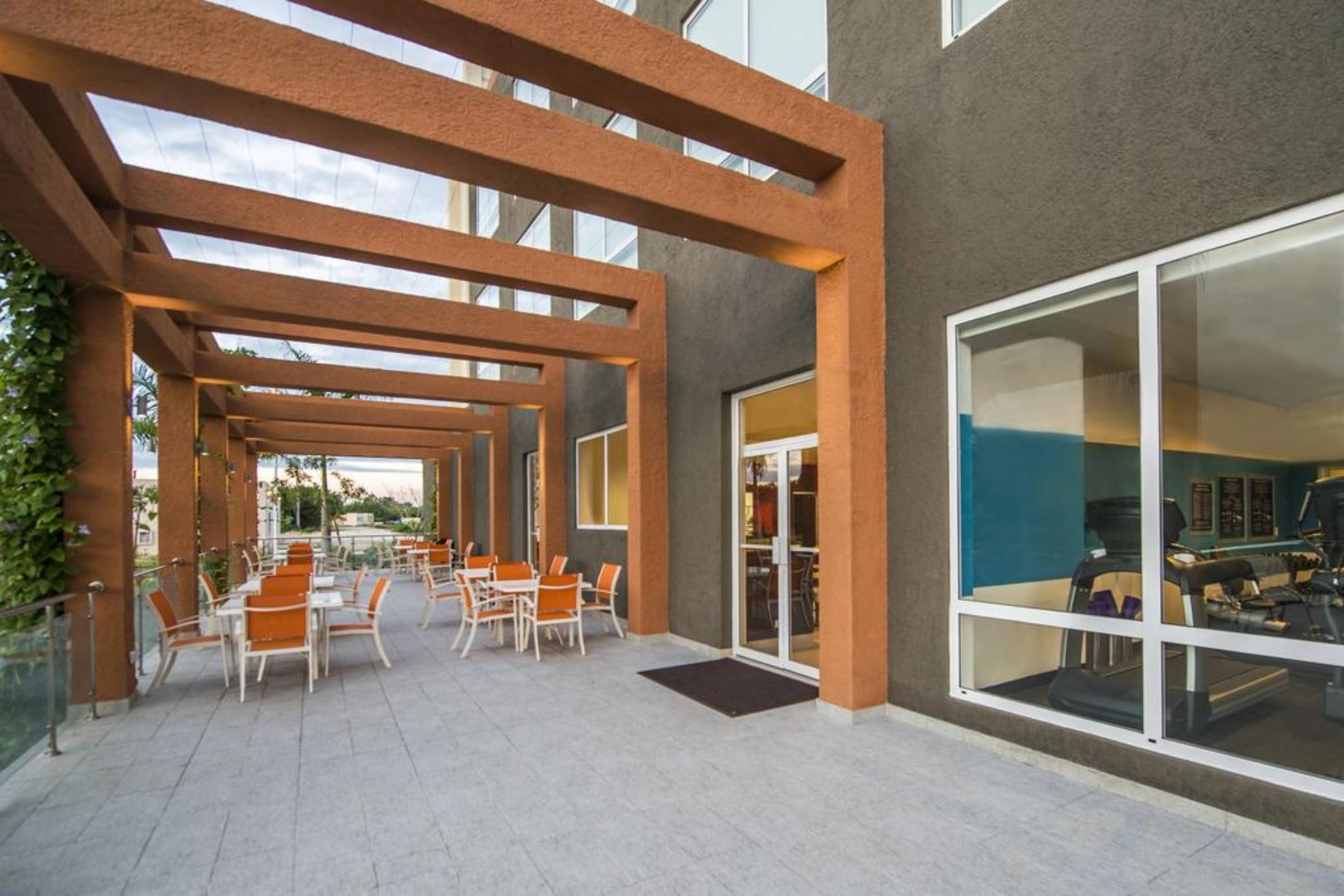 Four Points By Sheraton Punta Cana Exterior photo