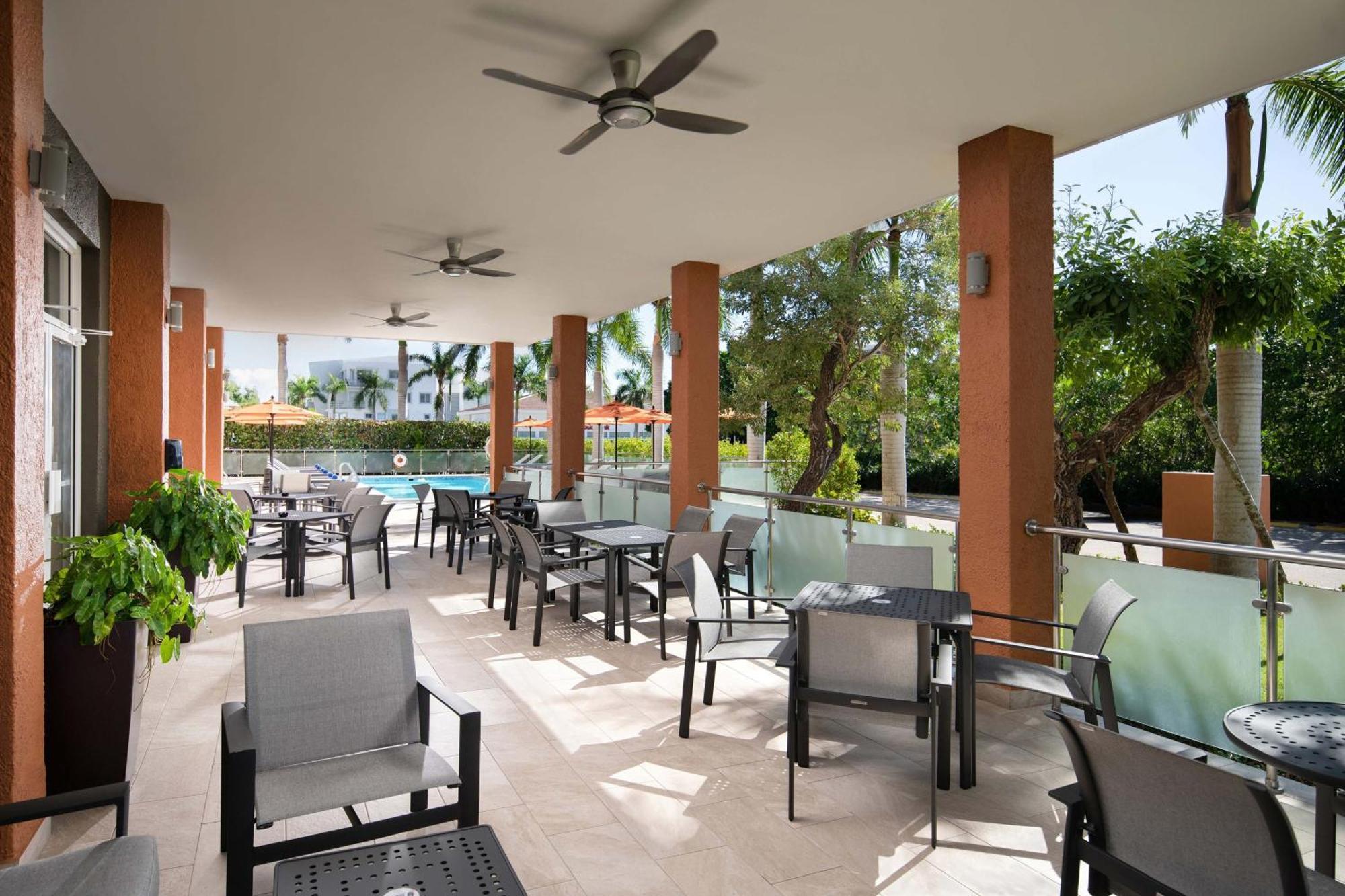 Four Points By Sheraton Punta Cana Exterior photo