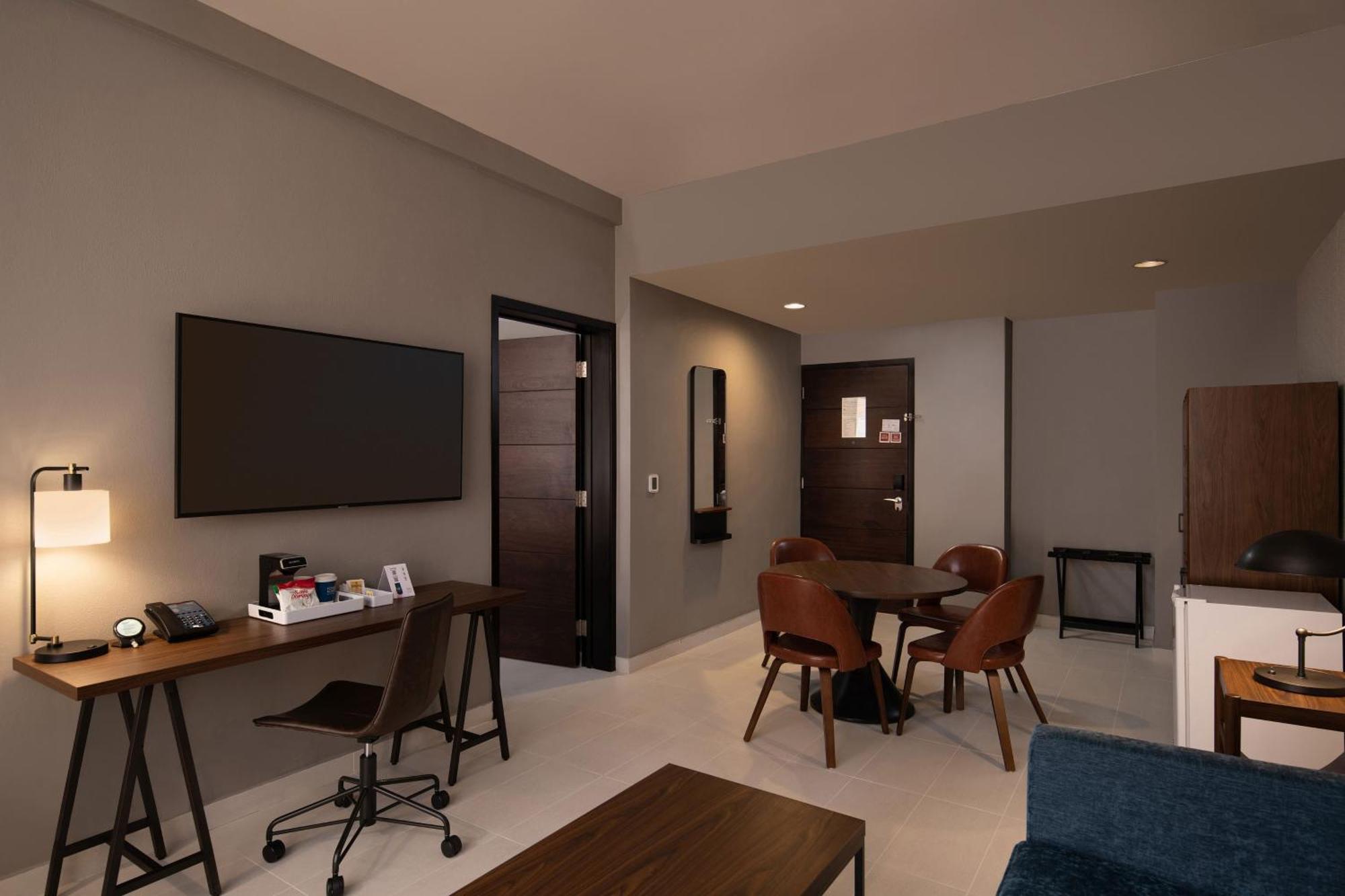 Four Points By Sheraton Punta Cana Exterior photo