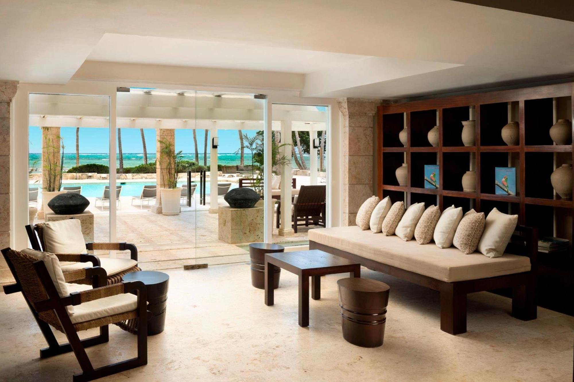 Four Points By Sheraton Punta Cana Exterior photo